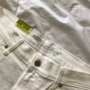 old navy white jeans☁️